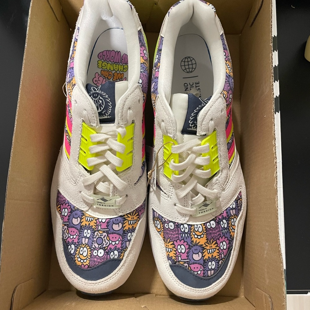 Adidas ZX8000 Brand New